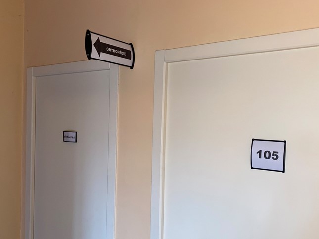 Signalétique MONS Porte-clefs publicitaire avec jetons pour caddie